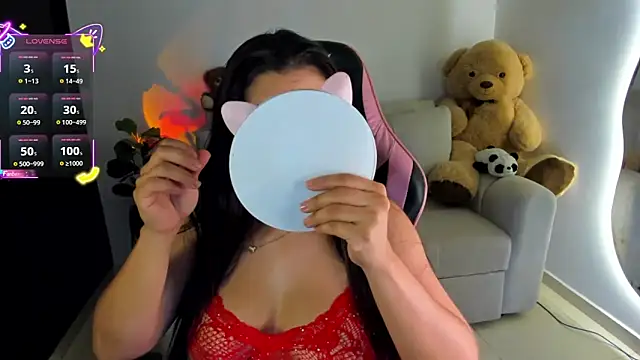 Snapshot of eval_lee18 chatting on October 3, 2025, 3:20 am eval lee18 online show from October 3, 2025, 3:20 am