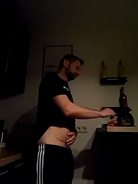 Mjn34 online show from October 13, 2025, 5:42 am