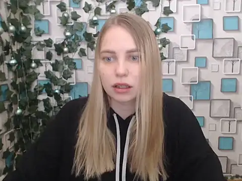klerkarina online show from December 18, 2024, 7:58 am