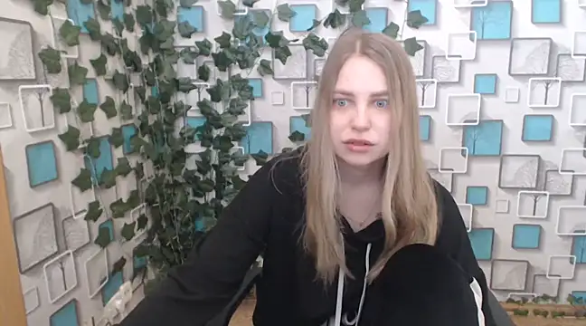 klerkarina online show from February 20, 2025, 5:44 am