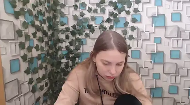 klerkarina online show from March 2, 2025, 5:54 am