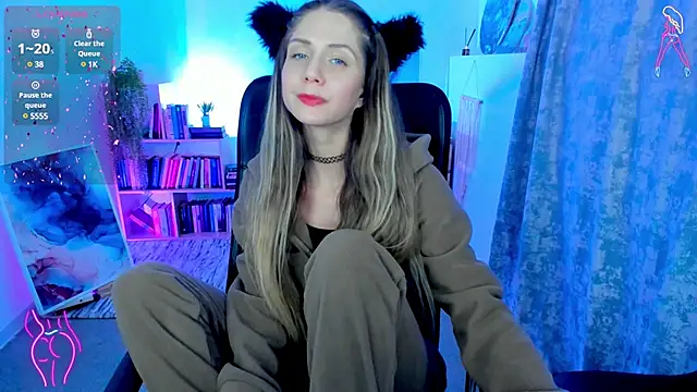 GrayceWild online show from December 10, 2024, 2:39 pm