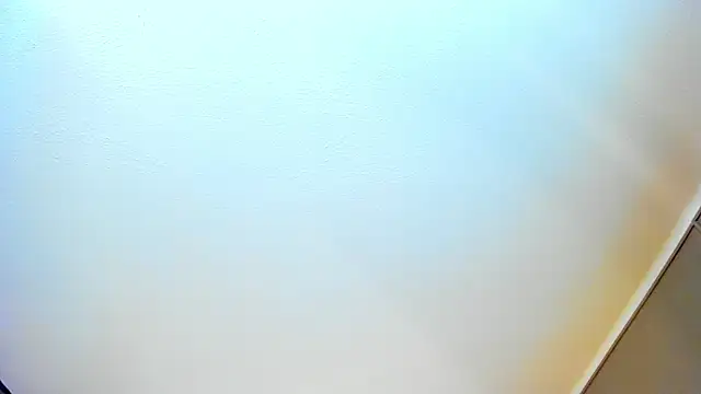 Linda4Petite online show from November 24, 2025, 5:57 pm