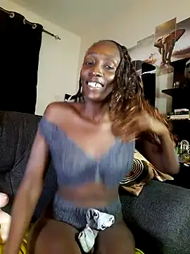 lynnkatrina online show from July 29, 2026, 1:21 pm