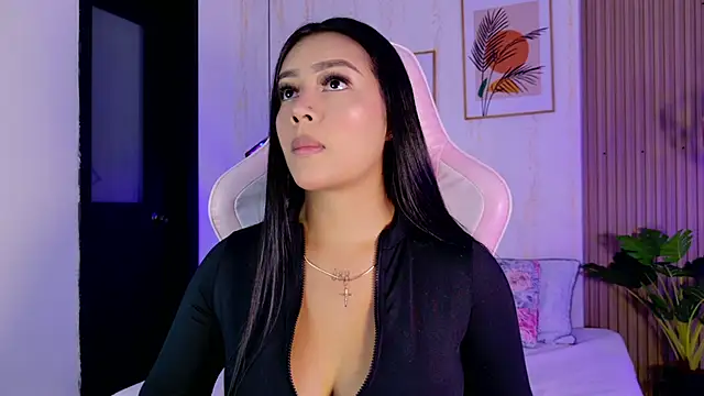 CameronCollins  online show from February 7, 2026, 7:33 pm