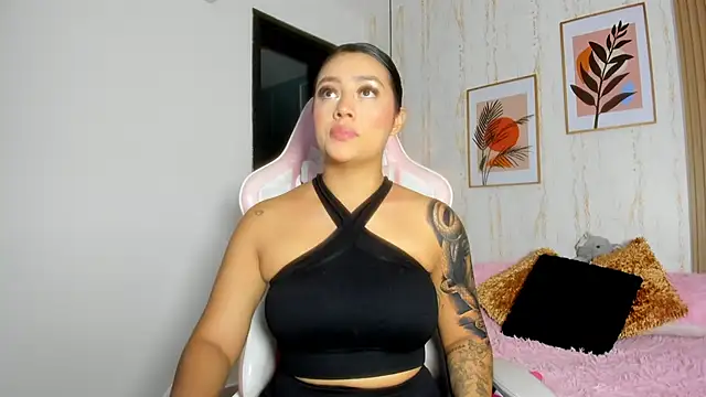 CameronCollins  online show from February 17, 2025, 7:44 pm