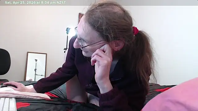 CDAdalyn online show from April 25, 2026, 8:06 am