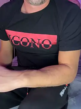 Snapshot of Andreashow chatting on October 6, 2025, 8:31 pm Andreashow online show from October 6, 2025, 8:31 pm