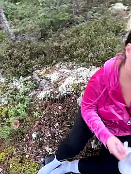 Snapshot of Andreashow chatting on September 22, 2025, 4:13 pm Andreashow online show from September 22, 2025, 4:13 pm