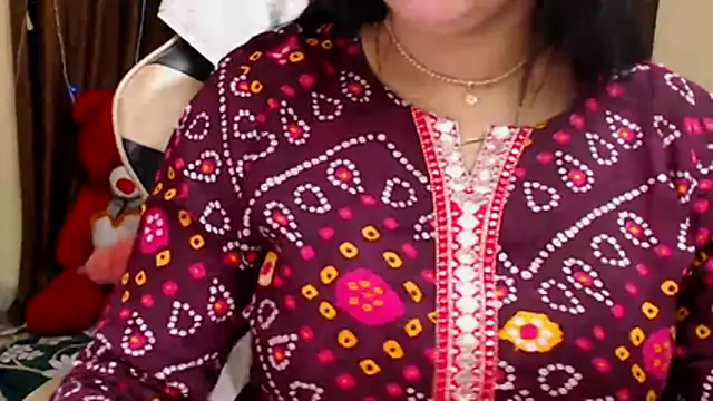 Naughty Kashish online show from November 24, 2025, 5:18 am