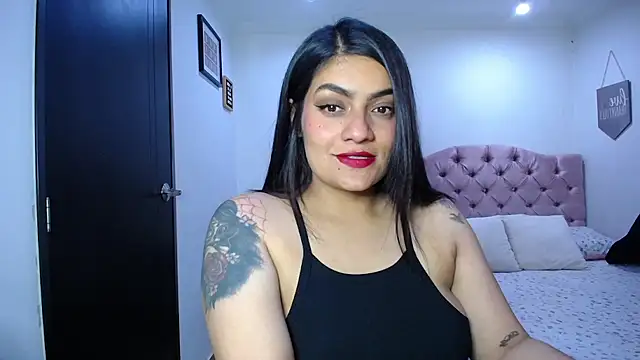 Roxane777 online show from July 9, 2026, 3:40 am
