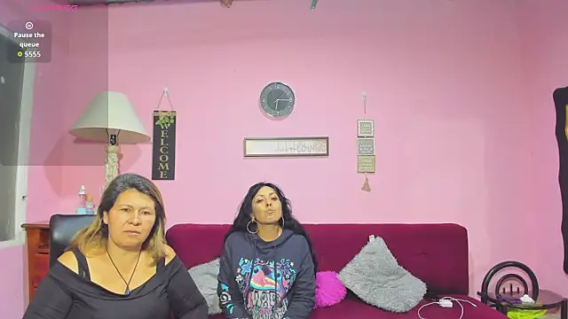 Snapshot of lesbiancuple chatting on September 14, 2025, 11:16 pm lesbiancuple online show from September 14, 2025, 11:16 pm