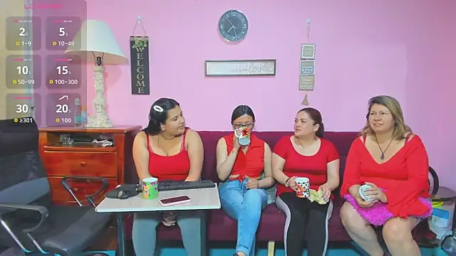 Snapshot of lesbiancuple chatting on September 15, 2025, 12:27 pm lesbiancuple online show from September 15, 2025, 12:27 pm