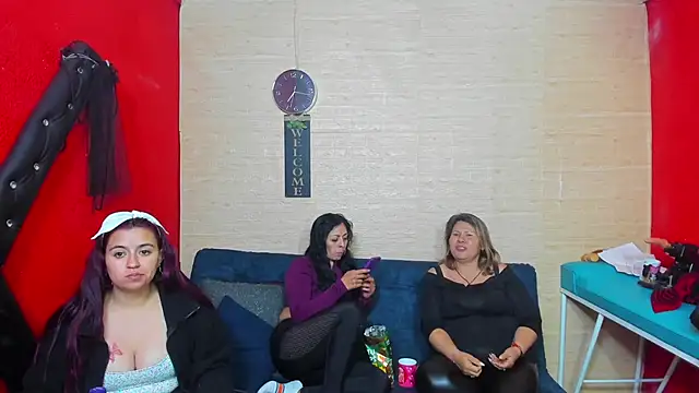 Snapshot of lesbiancuple chatting on September 22, 2025, 12:16 am lesbiancuple online show from September 22, 2025, 12:16 am