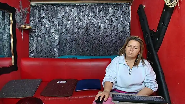 Snapshot of lesbiancuple chatting on March 20, 2025, 12:30 am lesbiancuple online show from March 20, 2025, 12:30 am