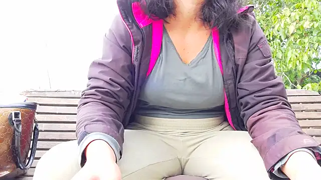 Snapshot of SquirtyMellissaLabia chatting on September 28, 2025, 7:04 am SquirtyMellissaLabia online show from September 28, 2025, 7:04 am