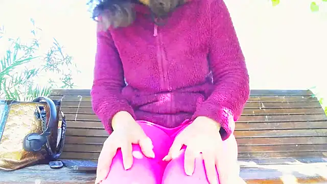 Snapshot of SquirtyMellissaLabia chatting on October 19, 2025, 7:22 am SquirtyMellissaLabia online show from October 19, 2025, 7:22 am