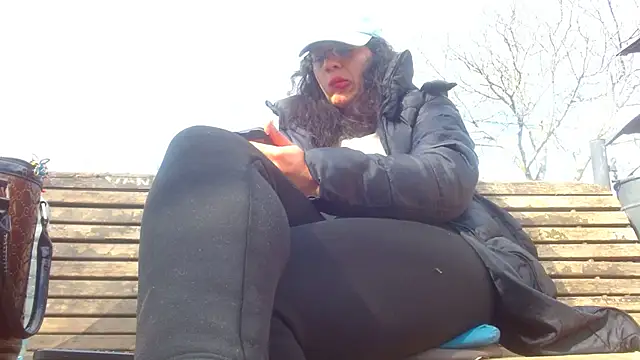 SquirtyMellissaLabia online show from March 3, 2025, 12:17 pm