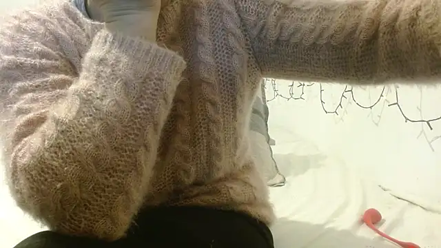SquirtyMellissaLabia online show from February 27, 2025, 5:37 pm
