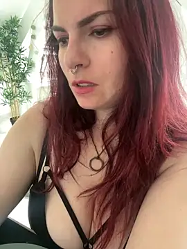 Snapshot of LunaMoongirl chatting on September 20, 2025, 4:12 pm LunaMoongirl online show from September 20, 2025, 4:12 pm