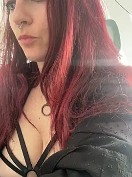 Snapshot of LunaMoongirl chatting on September 30, 2025, 2:01 pm LunaMoongirl online show from September 30, 2025, 2:01 pm