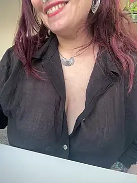 LunaMoongirl online show from December 6, 2024, 2:00 pm
