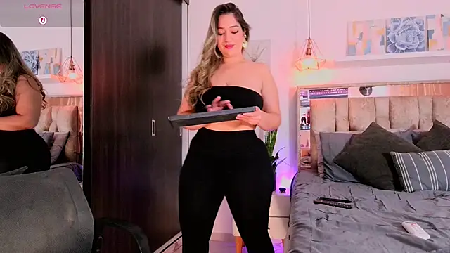 Dulce Morrys online show from March 15, 2026, 4:47 pm