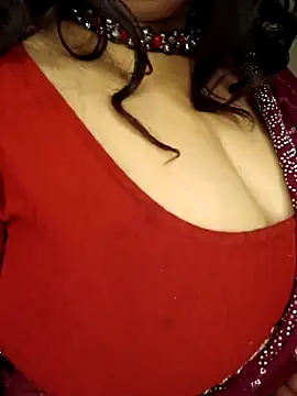 Snapshot of SIDDHAA--897 chatting on February 5, 2026, 5:42 pm SIDDHAA--897 online show from February 5, 2026, 5:42 pm