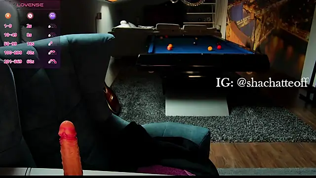 Snapshot of shachatteof chatting on October 27, 2025, 9:32 am shachatteof online show from October 27, 2025, 9:32 am