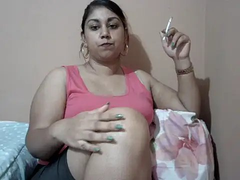 bellachow10 online show from December 22, 2025, 12:27 pm