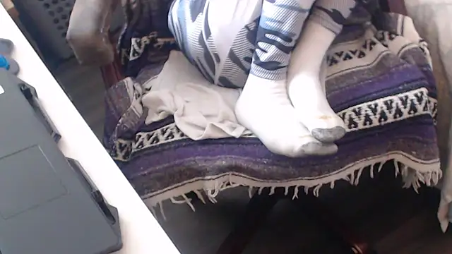 QueenDenizeAndTheCaptain online show from September 22, 2025, 4:24 pm