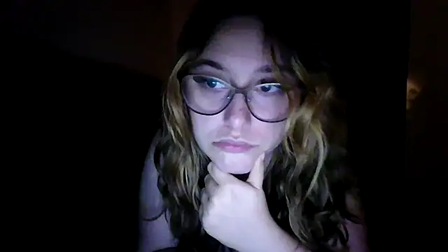 Snapshot of NaughtyRapunzel7 chatting on November 5, 2025, 11:19 pm NaughtyRapunzel7 online show from November 5, 2025, 11:19 pm