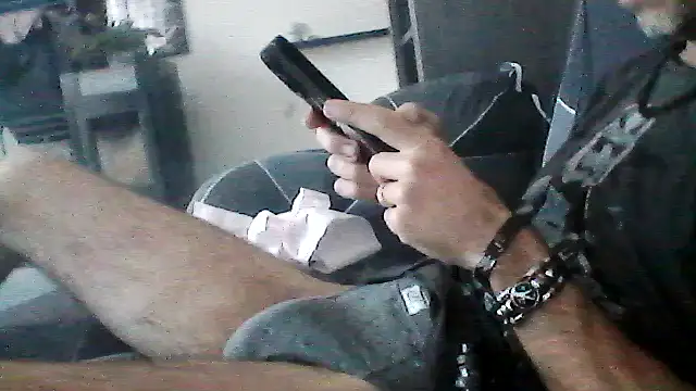 mickzizi online show from October 10, 2025, 8:26 am