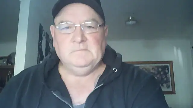 HOTANAL online show from November 17, 2025, 10:03 pm