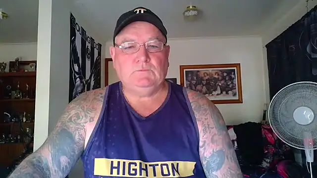 Snapshot of HOTANAL chatting on February 1, 2026, 12:31 am HOTANAL online show from February 1, 2026, 12:31 am