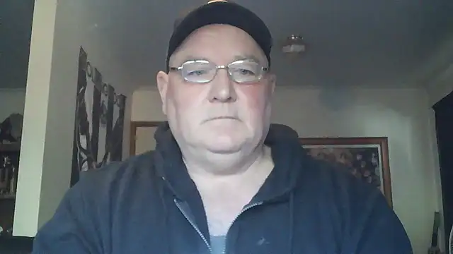 HOTANAL online show from October 12, 2025, 9:49 pm