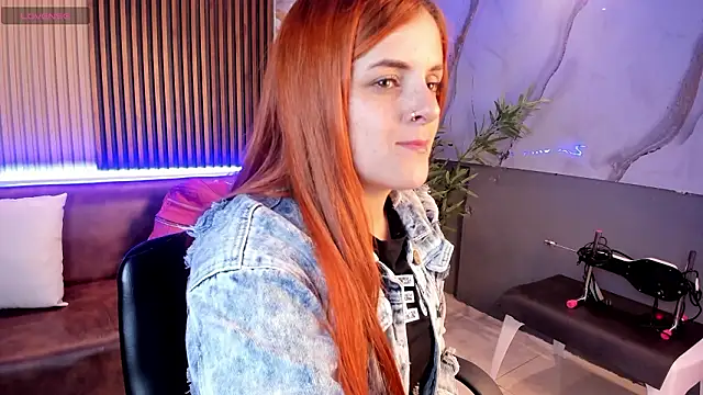 Snapshot of kimbrownn chatting on February 7, 2026, 10:45 am kimbrownn online show from February 7, 2026, 10:45 am