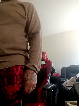 yellowwetfox online show from March 29, 2026, 4:19 pm