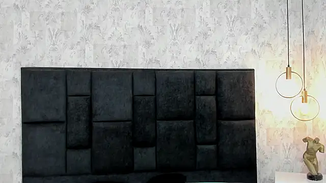 Snapshot of Joeysexx2 chatting on February 19, 2025, 8:44 am Joeysexx2 online show from February 19, 2025, 8:44 am