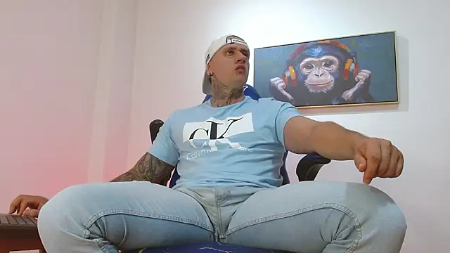 Joeysexx2 online show from February 14, 2026, 4:02 am