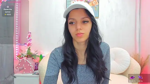 Sarabecker online show from April 15, 2026, 8:42 am