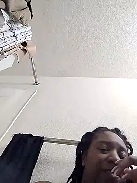 markquanna online show from February 15, 2026, 5:52 am