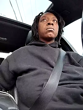 markquanna online show from December 17, 2025, 7:41 pm