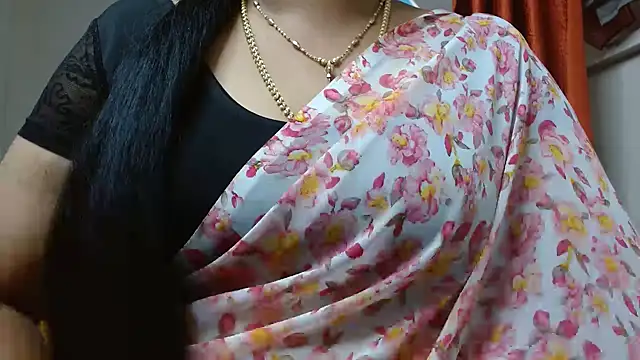 Snapshot of tamilharini chatting on October 7, 2025, 7:20 am tamilharini online show from October 7, 2025, 7:20 am