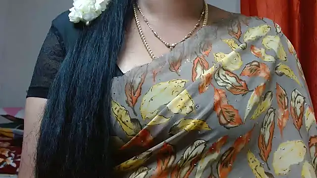 Snapshot of tamilharini chatting on September 23, 2025, 4:41 am tamilharini online show from September 23, 2025, 4:41 am