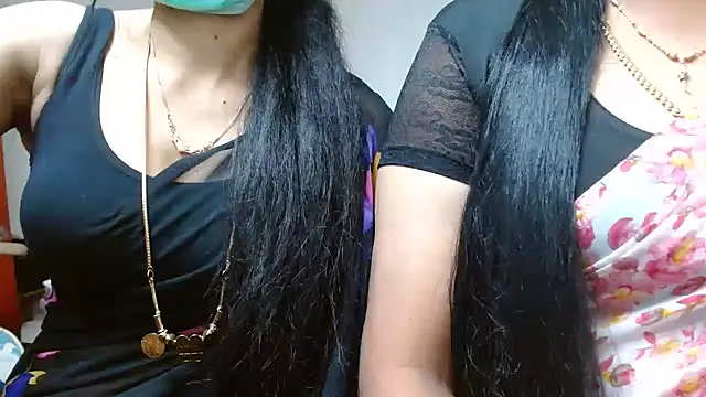 Snapshot of tamilharini chatting on October 21, 2025, 5:18 am tamilharini online show from October 21, 2025, 5:18 am