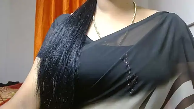 Snapshot of tamilharini chatting on October 25, 2025, 5:06 am tamilharini online show from October 25, 2025, 5:06 am