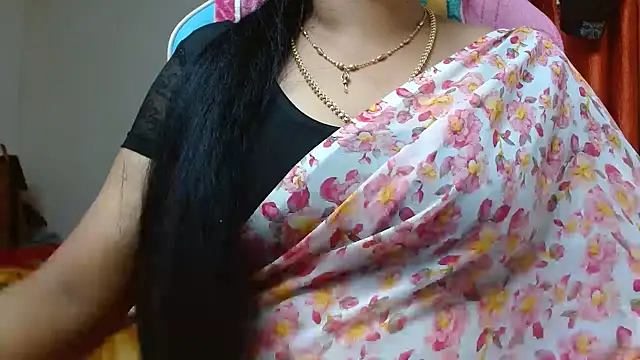 Snapshot of tamilharini chatting on October 1, 2025, 5:34 am tamilharini online show from October 1, 2025, 5:34 am