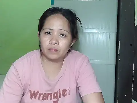 Snapshot of sweetlady_pinay chatting on October 8, 2025, 5:31 am sweetlady pinay online show from October 8, 2025, 5:31 am
