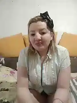 stefanyharper16 online show from February 20, 2025, 12:36 pm